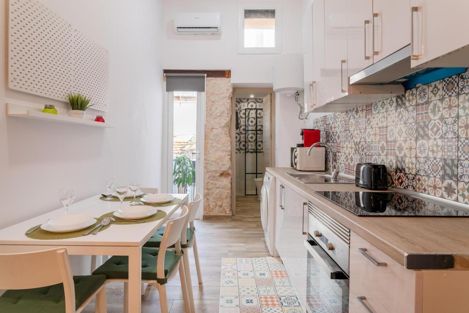 Bel Appartement Rustique Au Coeur D'Alicante Eksteriør billede